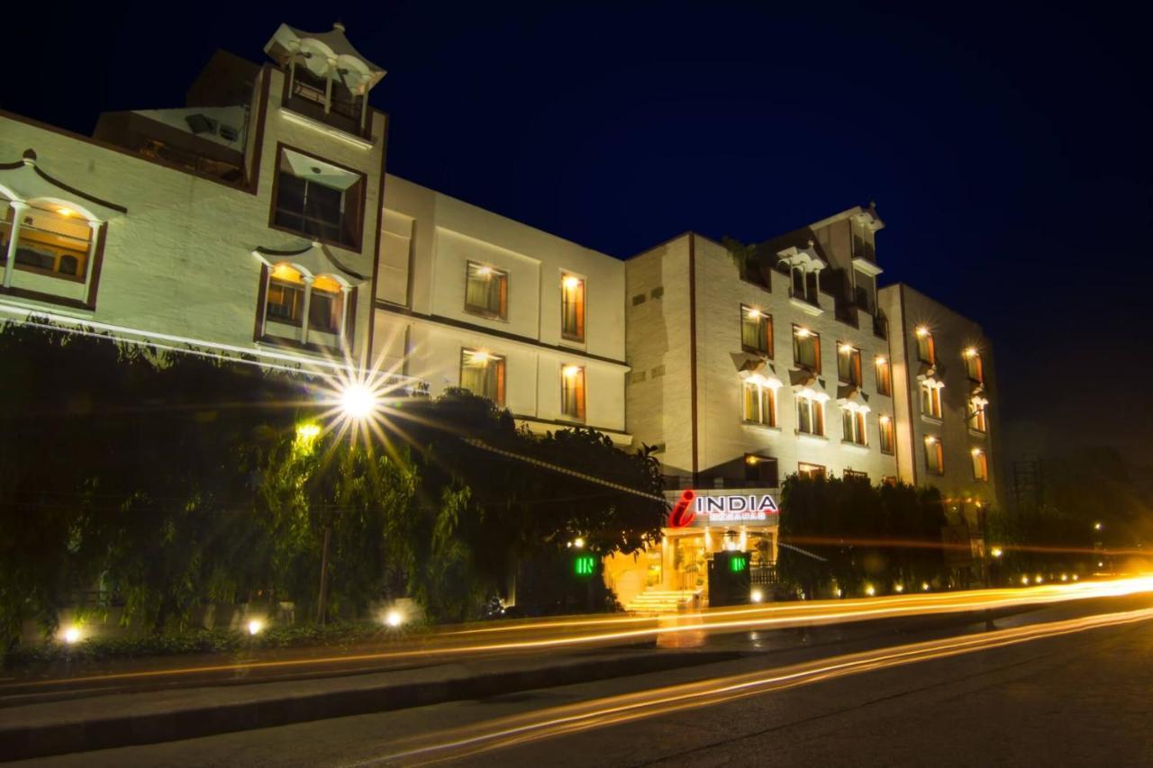 Отель The India Benares Экстерьер фото